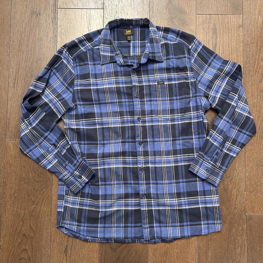 Vintage Lee Flannel Shirt Men's XL Blue and Black Button Up